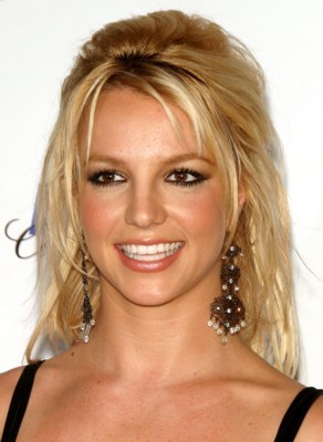 Britney Spears Latest Romance Hairstyles, Long Hairstyle 2013, Hairstyle 2013, New Long Hairstyle 2013, Celebrity Long Romance Hairstyles 2013