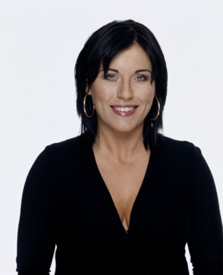 Jessie Wallace poster G128510