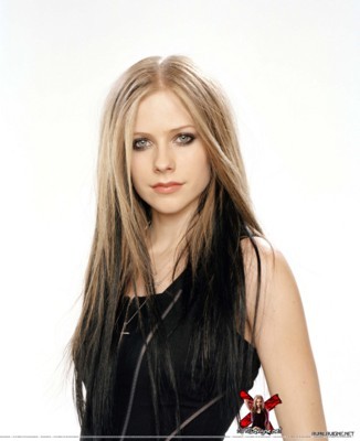Avril Lavigne Long Hairstyle