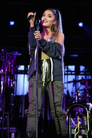 Ariana Grande hoodie #1572043