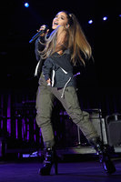Ariana Grande tote bag #G1036155