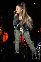 Ariana Grande tote bag #G1036163