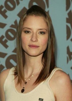 Chyler Leigh Stickers G104568