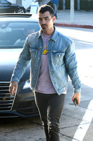 Joe Jonas t-shirt #1605612
