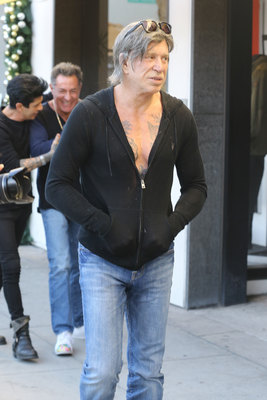 Mickey Rourke puzzle G1070030