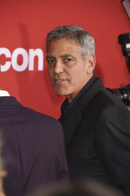 George Clooney magic mug #G1101113
