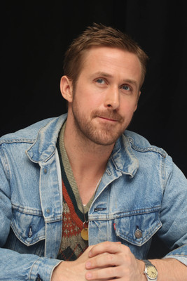 Ryan Gosling Mouse Pad G1128891
