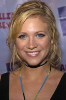 Brittany Snow t-shirt #18744