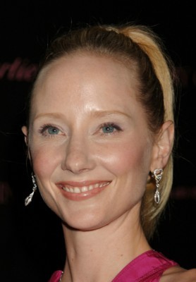 Anne Heche Poster G121139