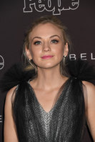 Emily Kinney Mouse Pad G1337298
