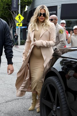 Khloe Kardashian tote bag #G1429951