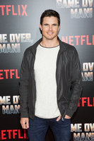 Robbie Amell Tank Top #1983512