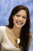 Angelina Jolie t-shirt #1998016