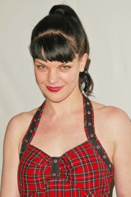 Pauley Perrette puzzle G150046