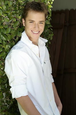 Jeremy Sumpter Poster G1508229