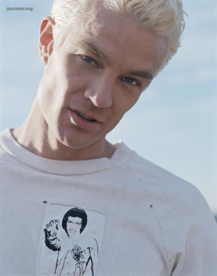 James Marsters puzzle G154076