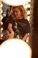 Miley Cyrus Longsleeve T-shirt #2080290