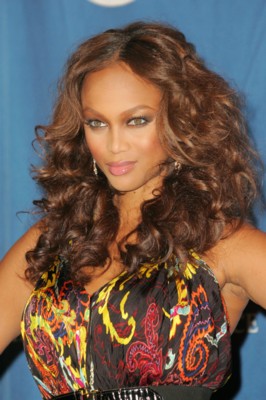 Tyra Banks puzzle G156175
