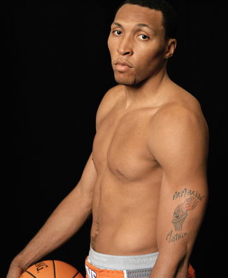 Shawn Marion poster with hanger