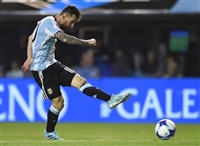 Lionel Messi tote bag #G1588163