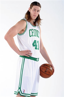Kelly Olynyk Mouse Pad G1676205