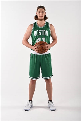 Kelly Olynyk Mouse Pad G1676216
