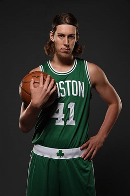 Kelly Olynyk Mouse Pad G1676310
