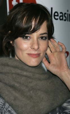 Parker Posey Poster G176693