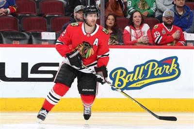 Duncan Keith Poster G1812015