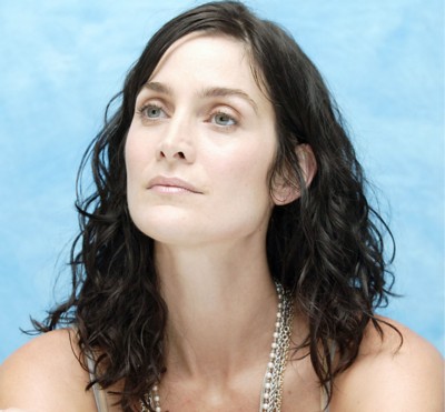 Carrie Anne Moss Poster G198085