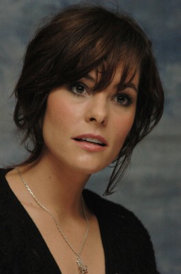 Parker Posey Poster G212443