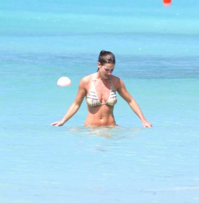 Kirsty Gallacher puzzle G221610