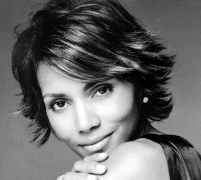 Halle Berry Poster G22218