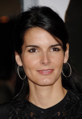 Angie Harmon Poster G222672