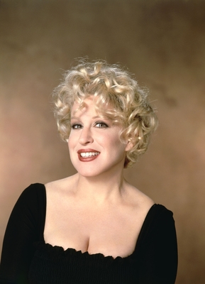Bette Midler Mouse Pad G2273272