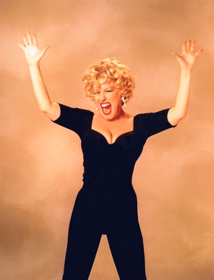 Bette Midler Mouse Pad G2273276