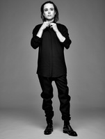 Ellen Page Longsleeve T-shirt #2815952