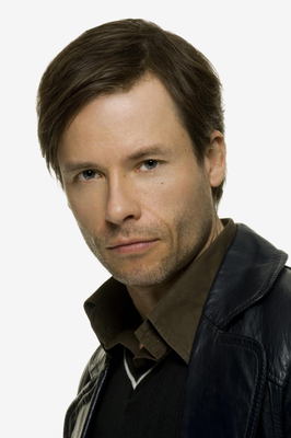 Guy Pearce Stickers G2282870