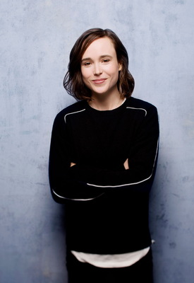 Ellen Page Mouse Pad G2291864