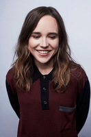 Ellen Page Mouse Pad G2291872