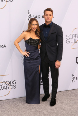 Justin Hartley & Chrishell Stause mouse pad