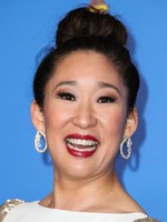 Sandra Oh Mouse Pad G2369851