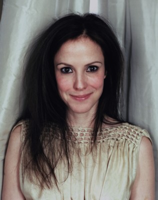 Mary-Louise Parker Stickers G237520
