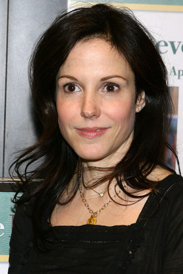 Mary-louise Parker Poster G2409267