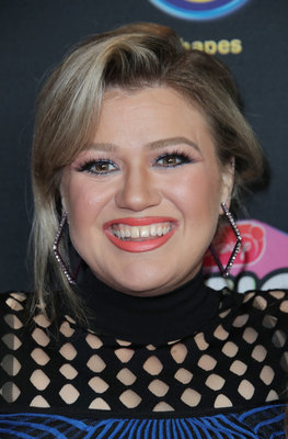 Kelly Clarkson puzzle G2410263