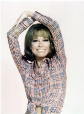 Mary Tyler Moore Poster G241781