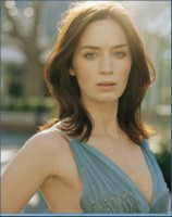 Emily Blunt Mouse Pad G245902