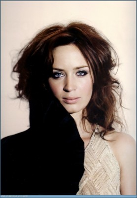 Emily Blunt Stickers G245908