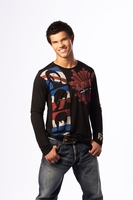 Taylor Lautner sweatshirt #3032041