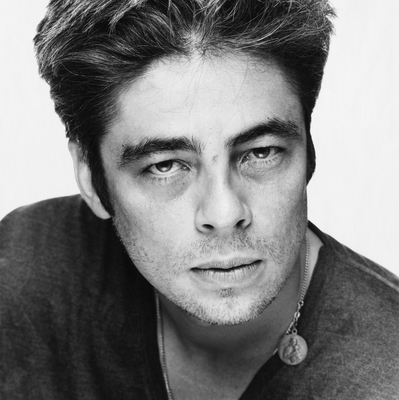 Benicio Del Toro Longsleeve T-shirt